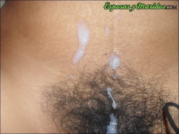 Le encanta el semen en la boca