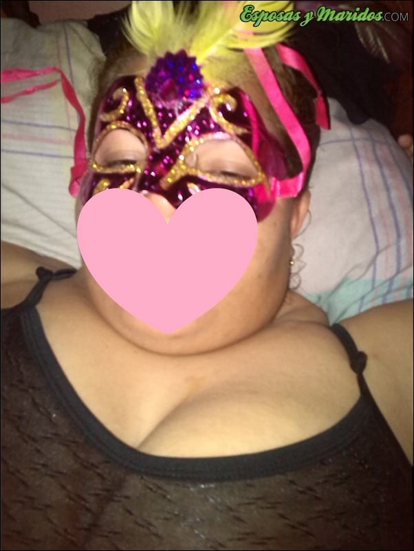 Mi puta y yo en una noche rica de sexo