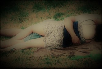 esposa se calienta en el gym