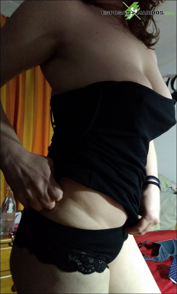 Soy una española de 40 a la que le gusta chatear y mostrarse por webcam