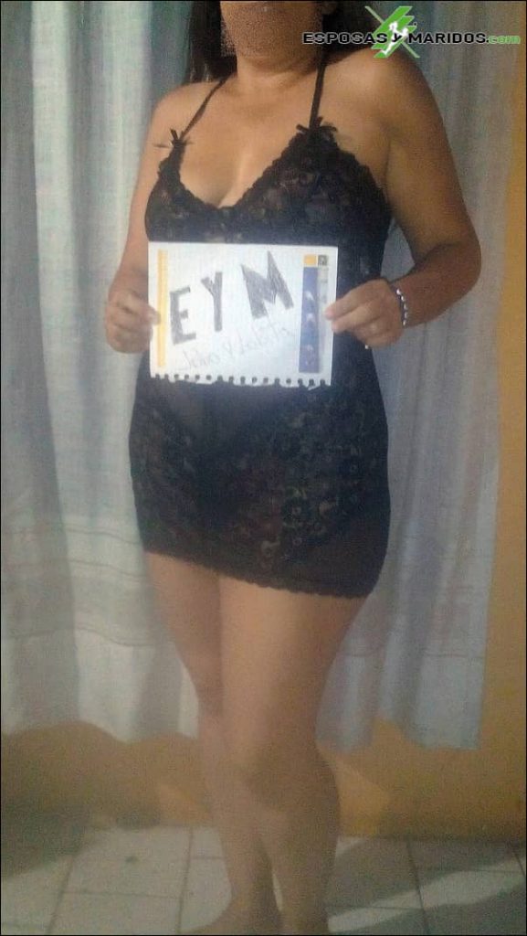 Mi rica esposa venezolana se prende con los comentarios cachondos