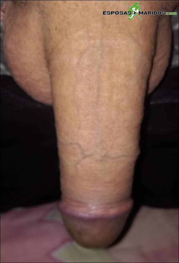 Juan, maduro de 62 años en fotos mostrando su pene