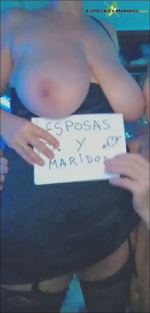 Primeras fotos de pareja española morbosa y swinger para intercambiar